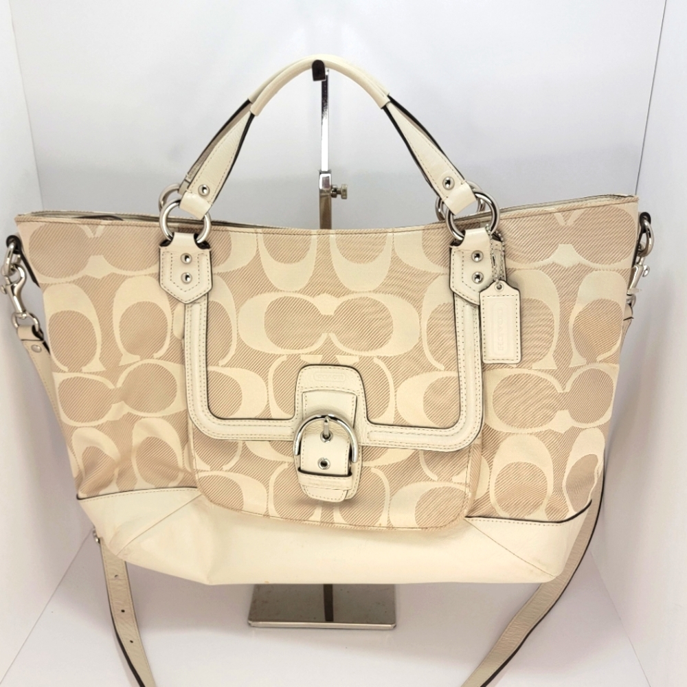 FLAWLESS Coach Campbell Signature Izzy Ivory Hand/Shoulder Bag P40